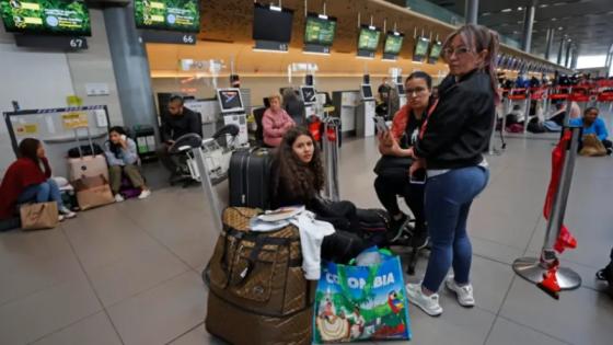 Viajeros en el Aeropuerto El Dorado.
