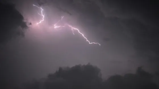 Tormenta eléctrica