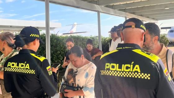 Imagen de referencia de Policía en aeropuerto.