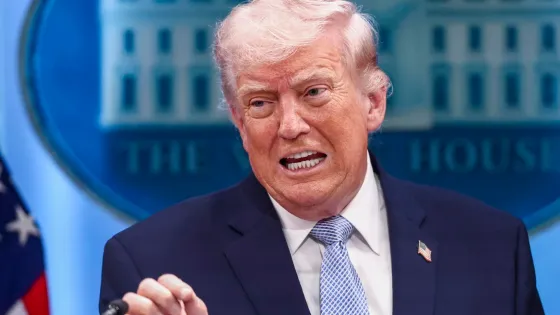 Trump anuncia represalias contra Irán tras ataque a helicópt