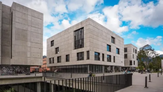 Universidad Nacional