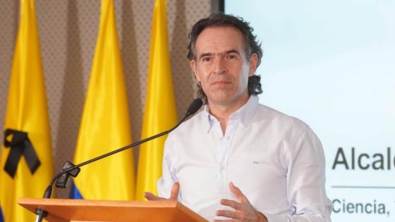 Alcalde confirma disparos en colegio de Medellín