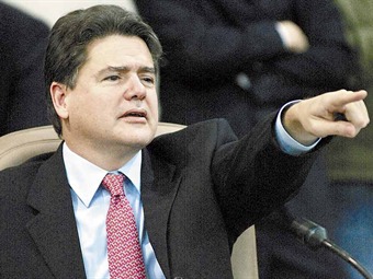 Juan Carlos Vélez se iría de La U si el partido apoya la reelección de Santos