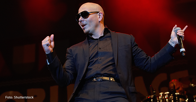  Pitbull y sus vergonzosas actuaciones musicales  
