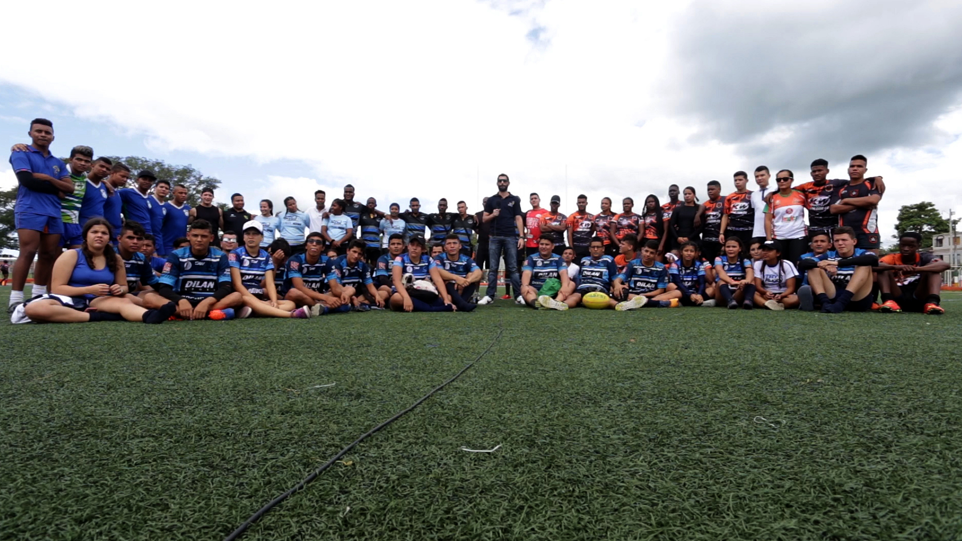 250 jóvenes participaron en el primer Torneo Nacional de Rugby