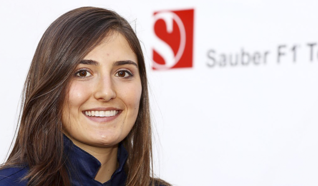 Tatiana Calderón pide pista en la Fórmula 1