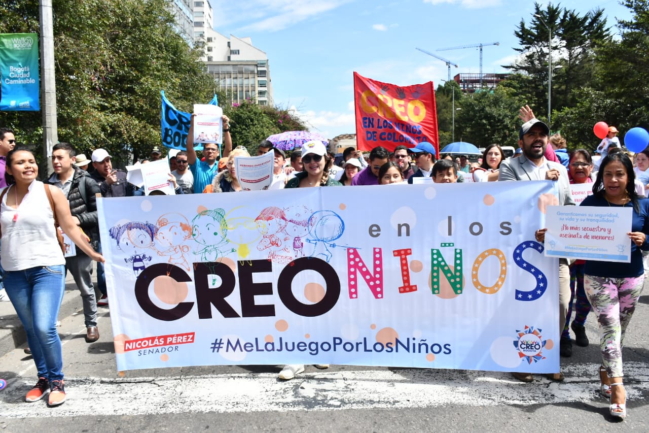 La marcha por los niños que se tomó el centro de Bogotá