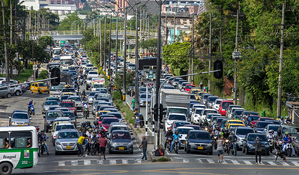 Más de cinco millones de vehículos ruedan sin SOAT en el país