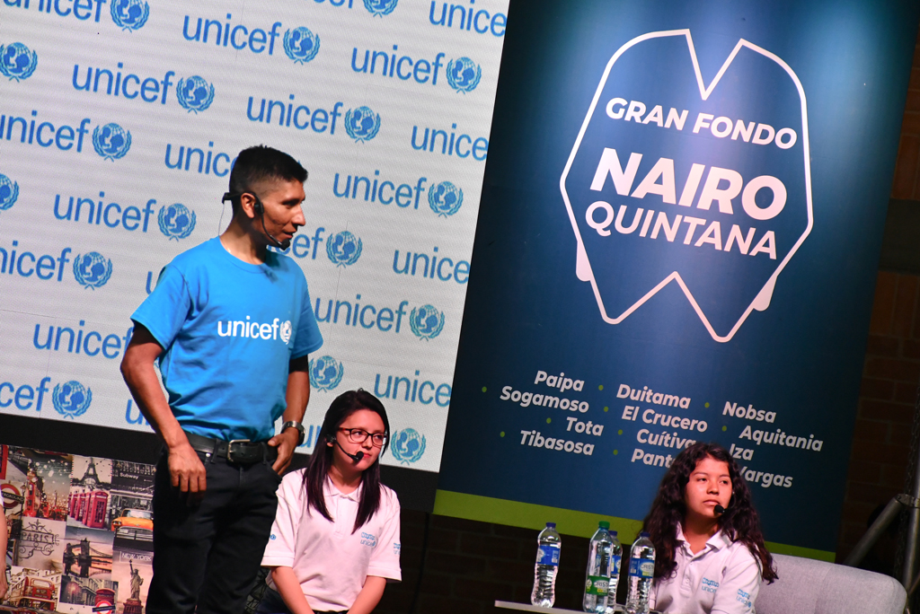 Conversatorio de Nairo Quintana con niños y jóvenes de Unicef