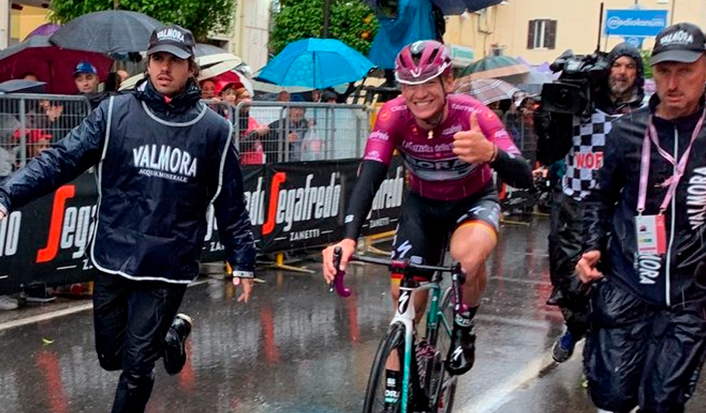 Pascal Ackermann conquistó la quinta etapa del Giro