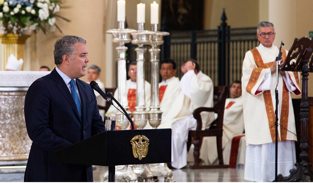 Duque pide que Colombia se libere del populismo