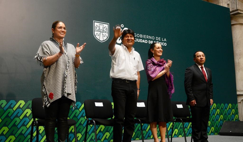 Evo Morales es declarado huésped distinguido en México