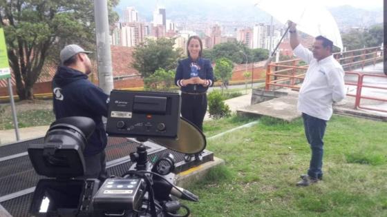 Érika Zapata: la periodista paisa que llegó pisando duro a Caracol TV Érika Zapata: la periodista paisa que llegó pisando duro a Caracol TV