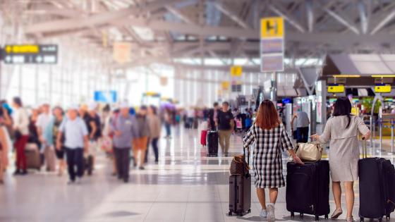 Solicitud de pruebas PCR en aeropuertos preocupa a aerolíneas 