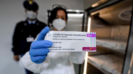 AstraZeneca pide autorización para aplicación de su vacuna en el país