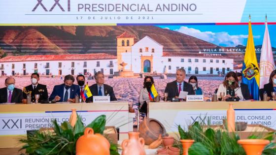 Colombia entrega a Ecuador la presidencia de la Comunidad Andina