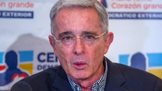 Uribe-tras-reunión-con-Petro