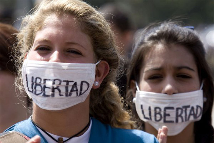 Presentan iniciativa por la libertad de prensa en Venezuela