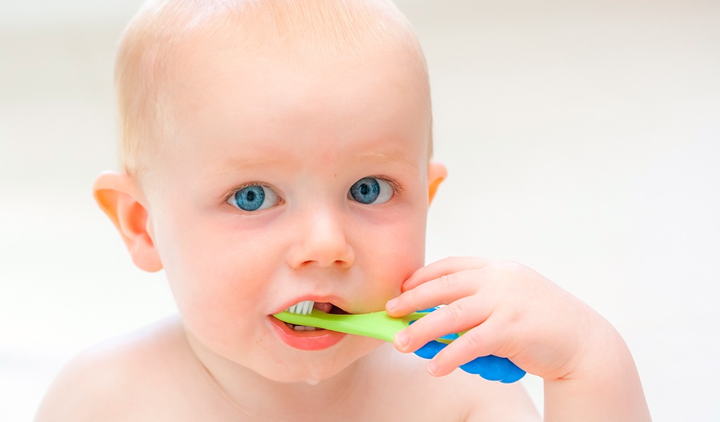 Resultado de imagen de cepillo dientes bebe